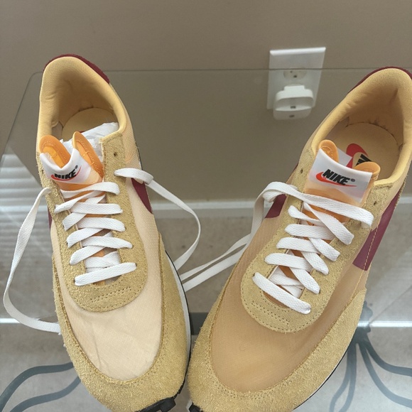 Brand new Nike day break size 12 - Picture 3 of 5